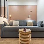 Nouveau Appartement Sacre Coeur Cottages 4