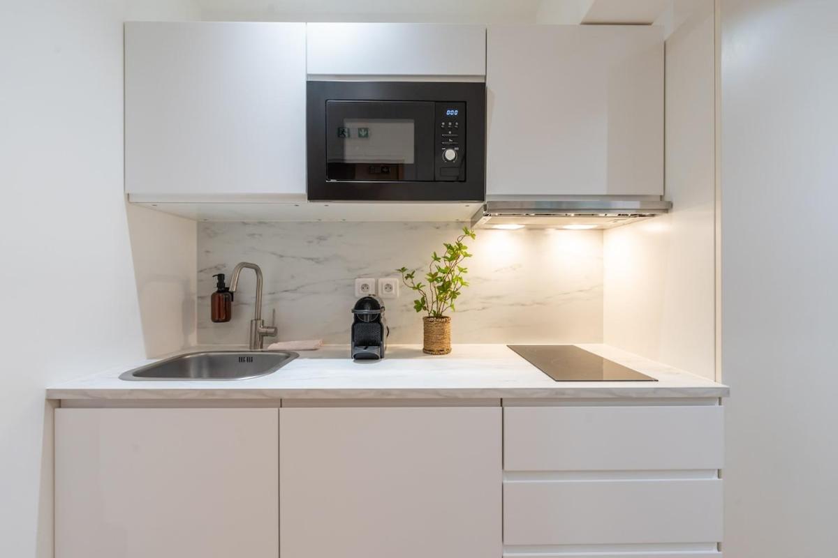Nouveau Sacre Coeur 4 Apartment *